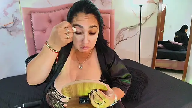 Eva MilfF online show from April 2026 01:28:01 PM