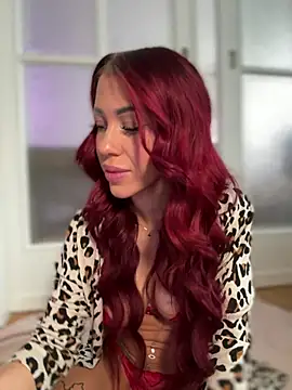 Snapshot of Pia_July_ chatting on February 2026 09:22:01 AM Pia July online show from February 2026 09:22:01 AM