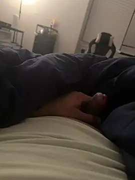 sexyman07 online show from May 2026 06:28:02 AM