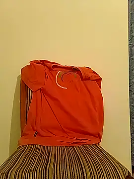 Rolandxxxr online show from March 2025 05:39:01 PM