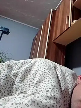 Rolandxxxr online show from March 2025 11:46:01 PM