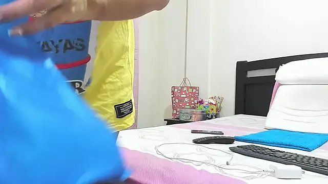 mara2020 69 online show from March 2026 11:26:02 AM