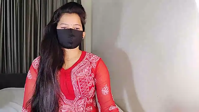 YourLovelyQueen online show from January 2025 07:21:02 PM