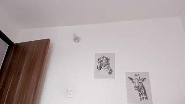 Hanna Risso online show from February 2026 05:56:02 PM