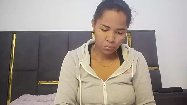 aleixane online show from May 2026 05:27:02 AM
