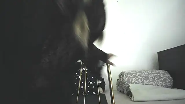 CristalDivine online show from May 2026 06:51:02 AM