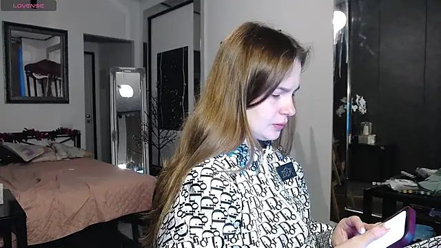 CindyJonson online show from December 2025 06:18:02 AM