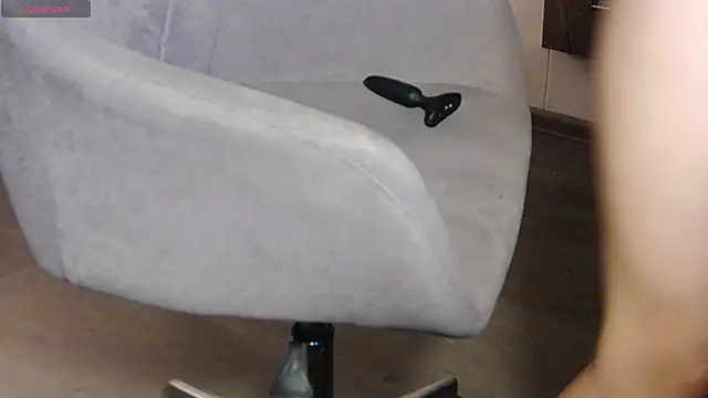 CindyJonson online show from December 2025 08:14:01 PM