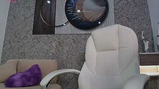 octavia rouse online show from February 2026 06:41:01 PM