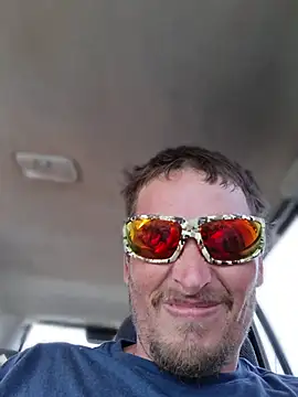 bushhogger8371 online show from June 2026 09:56:01 PM