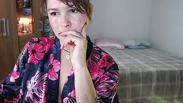 solamatista11 online show from February 2026 08:52:02 PM