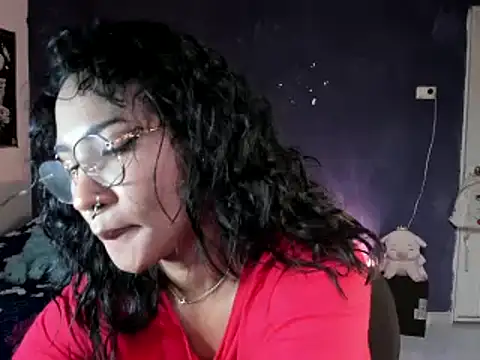 Snapshot of Mary_Rosse1 chatting on December 2024 01:59:02 PM Mary Rosse1 online show from December 2024 01:59:02 PM