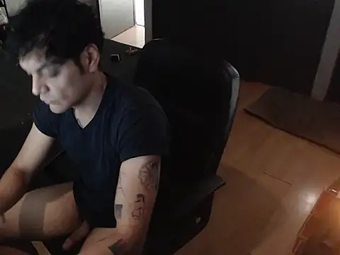 Snapshot of GruesoMexico chatting on October 2025 08:43:02 PM GruesoMexico online show from October 2025 08:43:02 PM