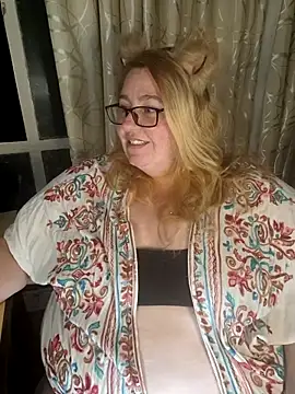 Iceprincess2bad4u online show from February 2026 06:19:02 PM