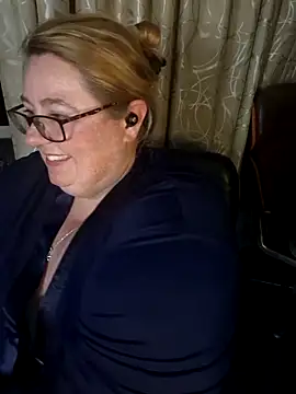 Iceprincess2bad4u online show from March 2026 06:12:01 PM