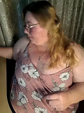 Snapshot of Iceprincess2bad4u chatting on May 2026 06:23:01 PM Iceprincess2bad4u online show from May 2026 06:23:01 PM