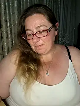 Iceprincess2bad4u online show from March 2025 05:54:02 PM