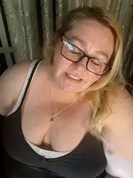 Iceprincess2bad4u online show from February 2026 06:17:02 PM