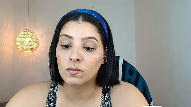 Snapshot of YummyAnna_ chatting on May 2026 08:22:01 PM YummyAnna online show from May 2026 08:22:01 PM