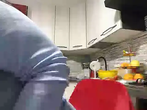 Snapshot of La_Vedova_Allegra chatting on December 2024 04:50:02 PM La Vedova Allegra online show from December 2024 04:50:02 PM