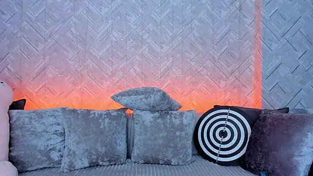 EvaBarsa  online show from October 2025 02:32:01 AM