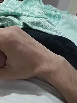 Prince R9 online show from November 2025 09:18:01 PM