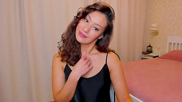 FieryHeart online show from November 2025 04:00:02 PM