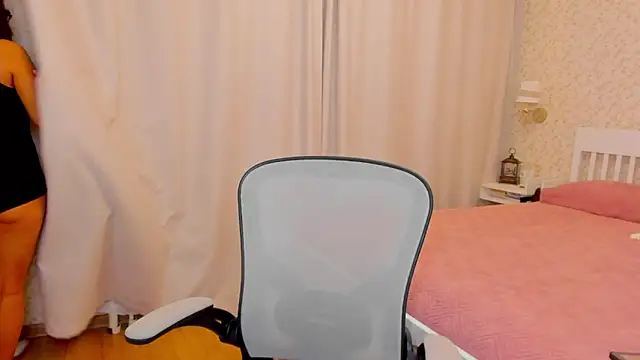 FieryHeart online show from November 2025 06:11:01 PM