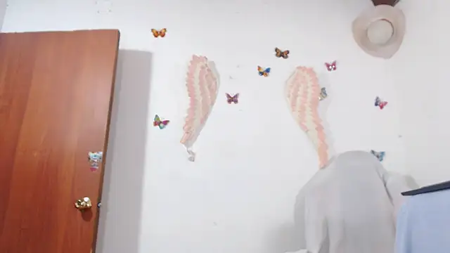 Snapshot of angie_tssex chatting on March 2025 12:45:01 PM angie tssex online show from March 2025 12:45:01 PM