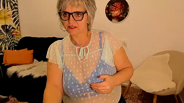 Milf-Ella online show from February 2026 09:37:01 PM