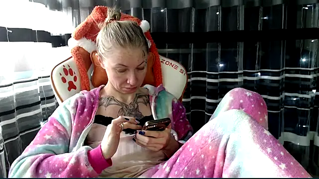 cold lollipop online show from February 2026 07:21:02 AM