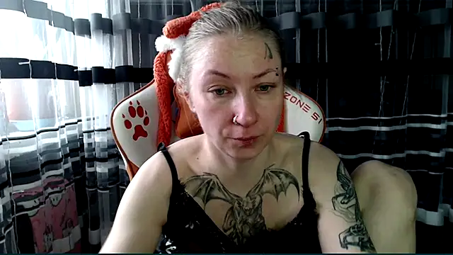 cold lollipop online show from February 2026 07:33:02 AM