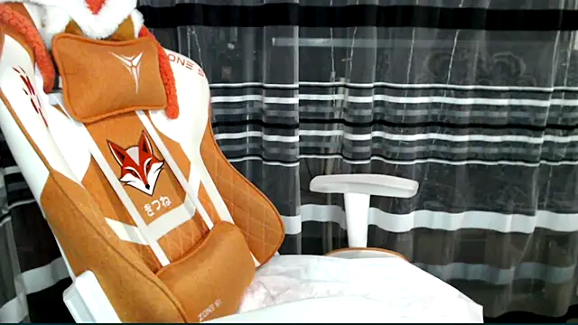 cold lollipop online show from May 2026 08:20:02 PM