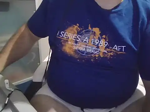 iron boy80 online show from September 2025 09:39:01 PM