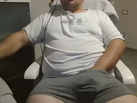 iron boy80 online show from November 2025 05:39:02 PM