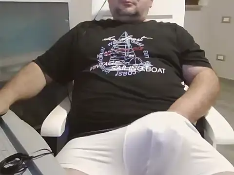 iron boy80 online show from November 2025 11:10:01 PM