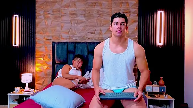 FelipeAndMarcello3 online show from May 2026 02:13:02 PM