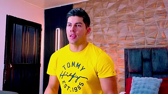 FelipeAndMarcello3 online show from May 2026 04:38:02 PM