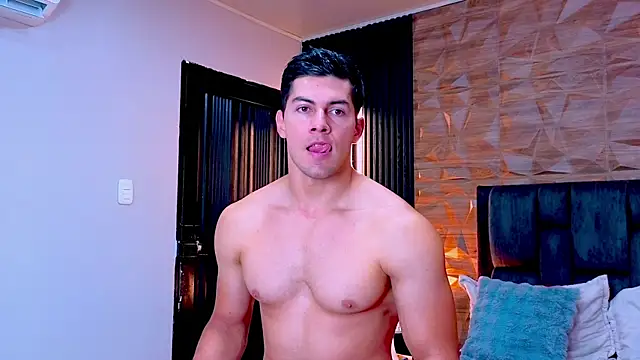 FelipeAndMarcello3 online show from May 2026 07:12:02 PM