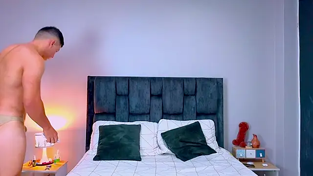 FelipeAndMarcello3 online show from April 2026 02:10:01 PM