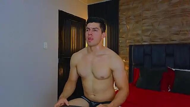 FelipeAndMarcello3 online show from March 2025 07:53:01 PM