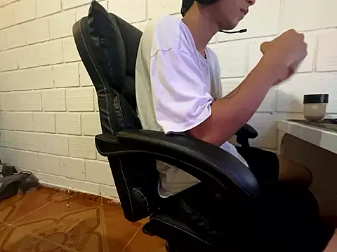 Max TheHorseDick online show from January 2026 10:16:01 PM