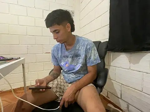 Max TheHorseDick online show from May 2026 11:49:02 PM