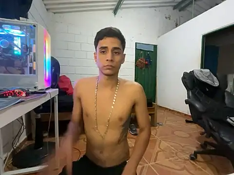 Max TheHorseDick online show from May 2026 06:28:02 AM