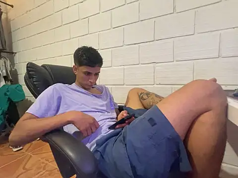 Max TheHorseDick online show from February 2026 11:25:01 PM