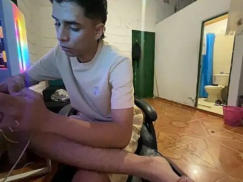 Max TheHorseDick online show from March 2026 02:11:01 AM