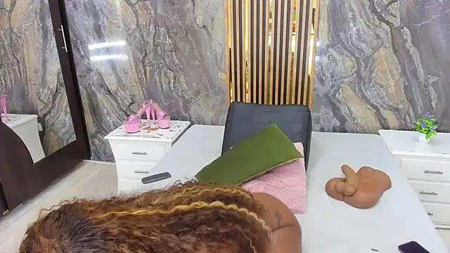 Nyakimgold online show from April 2026 12:34:01 PM