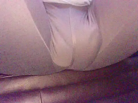 Snapshot of SDtinycok chatting on November 2025 01:54:02 PM SDtinycok online show from November 2025 01:54:02 PM