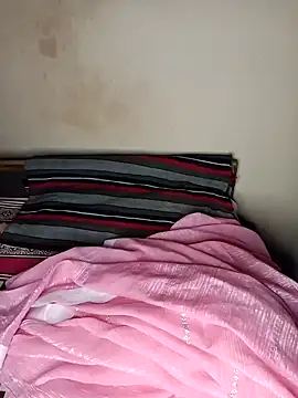 Snapshot of Sweet-Berry chatting on January 2025 05:41:01 PM Sweet-Berry online show from January 2025 05:41:01 PM