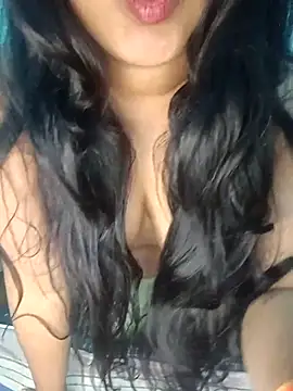 Sweet-Berry online show from February 2026 07:02:02 PM